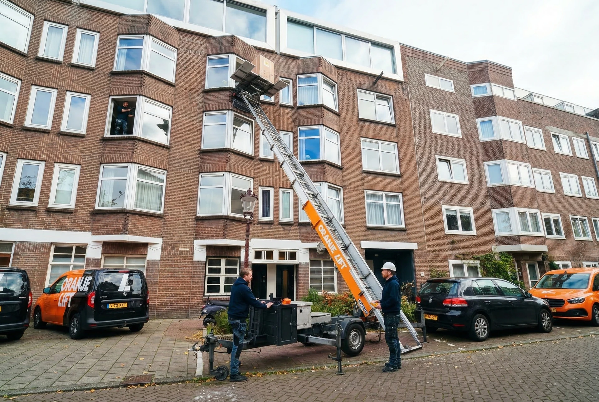Verhuislift bij flat in Oost, Gouda